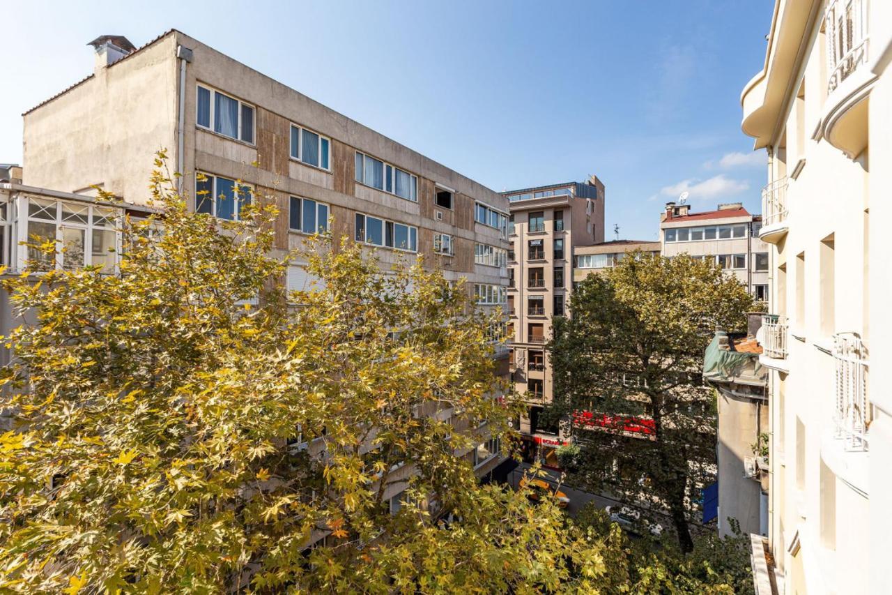 Appartement Outstanding Flat With Calming View Nisantasi